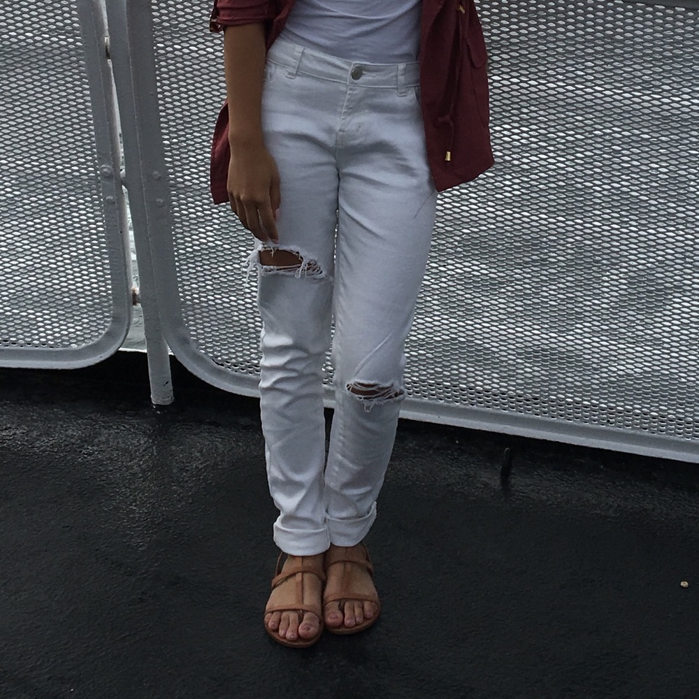 Ripped mom jeans